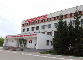 Сотрудники скорой помощи начали получать доплаты