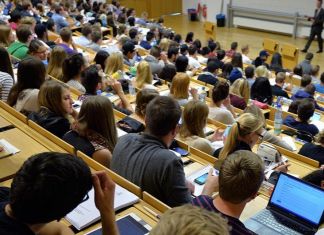 ﻿Студенты двух пензенских вузов перешли на онлайн-обучение  