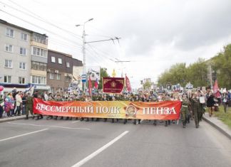 Участники шествия «Бессмертный полк» получат бесплатно воду