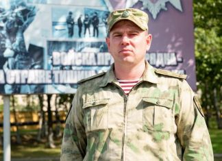 В Заречном подполковник Росгвардии разъяснил гражданам новые требования по организации пропускного режима