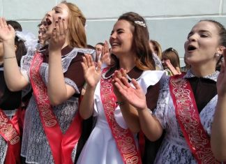 В пензенских школах прозвенели Последние звонки