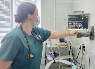 В больницу №6 поступили прикроватные мониторы для кардиологии