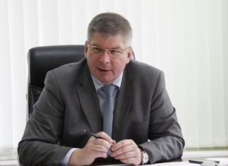 Экс- вице-губернатор Валерий Савин получит по суду около 440 тысяч рублей