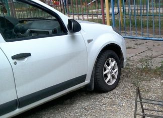 ﻿В Заречном жильцы одной из многоэтажек захватили землю под личную парковку