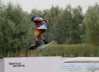 Пензенский спортсмен вошел в топ-4 первенства России по вейкборду