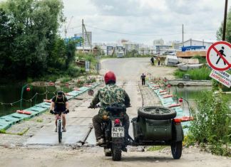 Жители Пензы просят снизить цену на проезд по понтонному мосту 