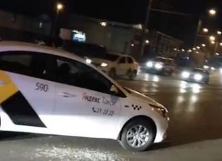 В сети обсуждают странное поведение водителя такси