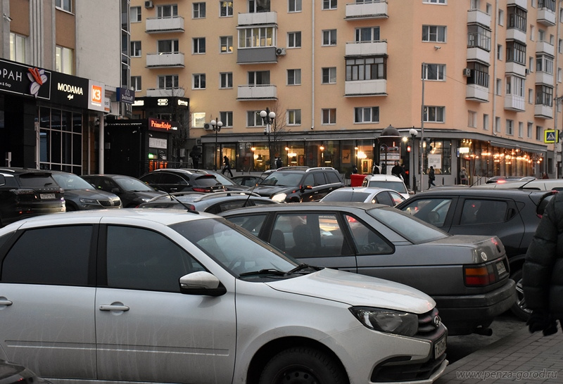 В историческом центре Пензы предложили обустроить парковку