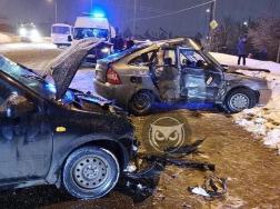 В Пензе на Окружной столкнулись два отечественных авто