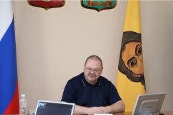 Олег Мельниченко предложил ввести обязательную вакцинацию