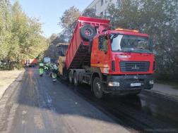 В Пензе асфальтируют дорогу от улицы Рябова до улицы Пушанина 