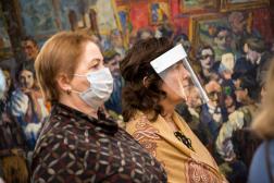 Областной суд признал законным требование обязательного ношения масок