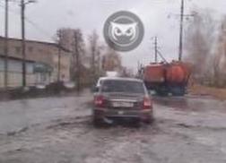 ﻿Из-за сильного дождя в Пензе затопило несколько улиц