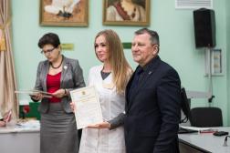 В Пензе наградили работающих в красной зоне студентов-медиков 
