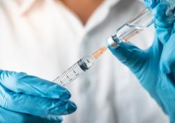 В России массовая COVID-вакцинации может начаться в ноябре