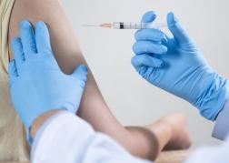 Губернатор поручил увеличить количество площадок для вакцинации