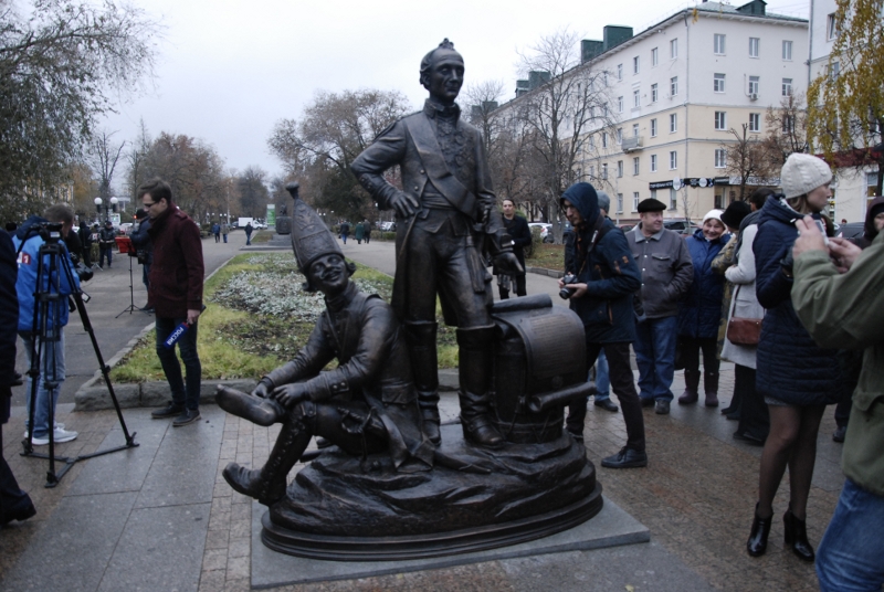 памятникнов.JPG памятникнов.JPG